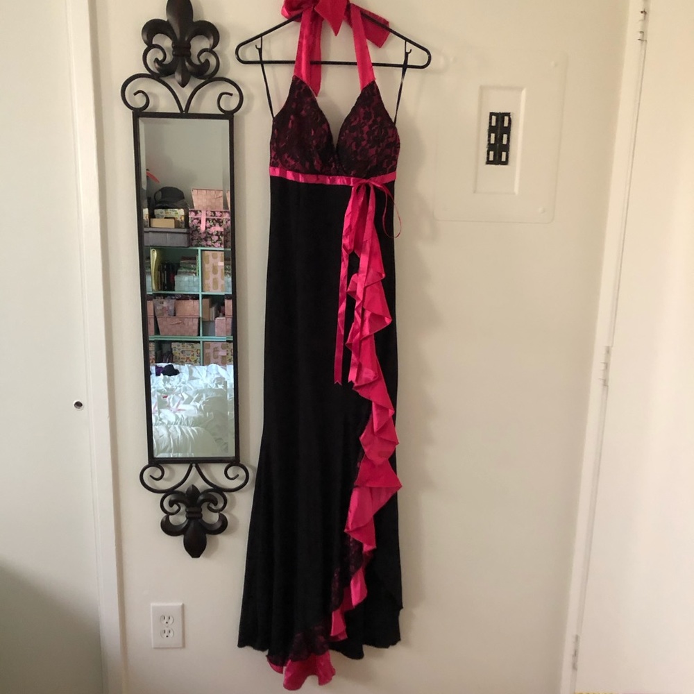 Black/pink maxi dress